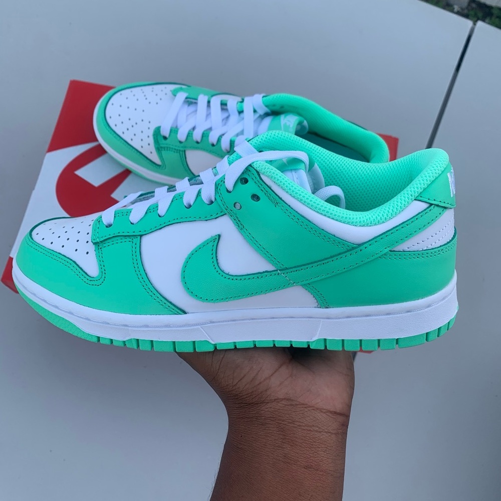 Nike Dunk Low “Green Glow” - Picture 1 of 3